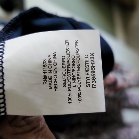 Lily Rose Hi -lo cold shoulder dress Sz 1x - Picture 7 of 12